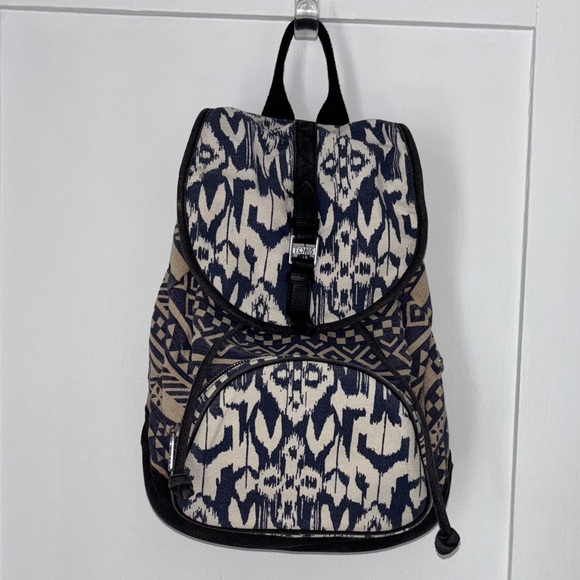 Toms Backpack - Picture 1 of 5